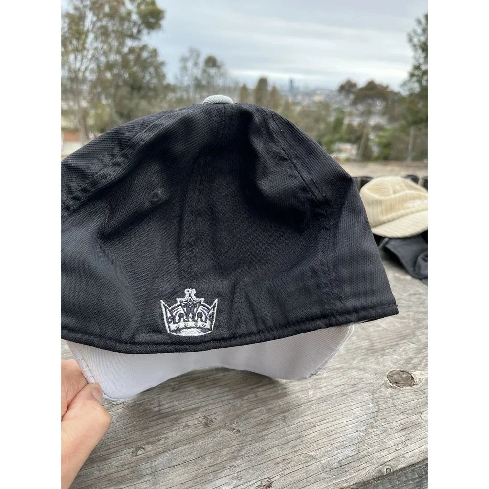 NHL Los Angeles Kings Reebok Adult Structured Flex Fit Cap Hat‎ Beanie NEW!